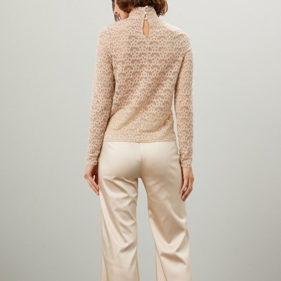 Line & Dot Crossroads Lace Blouse - Picture 9 of 9